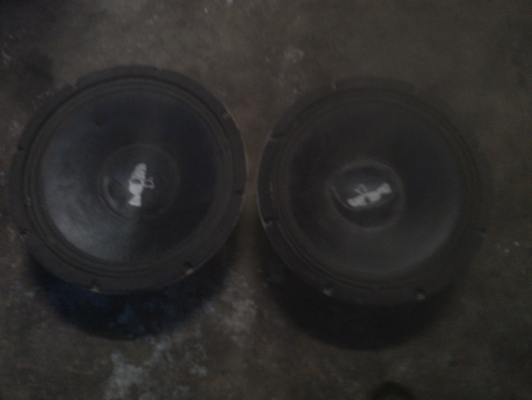 ลำโพง 15 นิ้ว  1  ตัว  ขอแค่ 500 บาท พร้อมส่ง โทร 0955308436