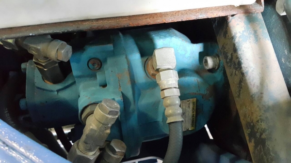 ขาย รถขุด KOBELCO รุ่น SK30UR มือสองญี่ปุ่น แทร็กเหล็ก