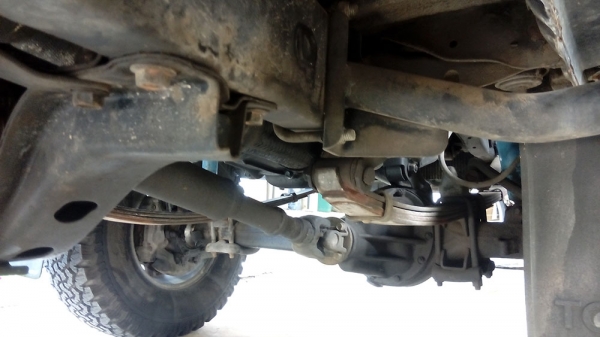 ขาย TOYOTA HILUX YN106 4 ประตู คานแข็ง 4wd