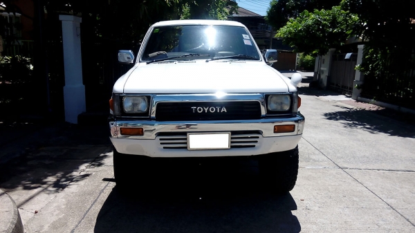 ขาย TOYOTA HILUX YN106 4 ประตู คานแข็ง 4wd
