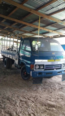 หกล้อ อีชุซู KS100 แรง ช่วงยาว4.30ม สภาพพร้อมใช้งาน เอกสาร ทะเบียน ม79