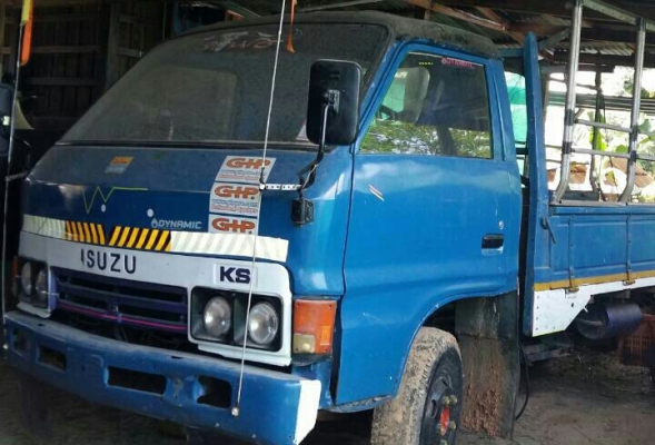หกล้อ อีชุซู KS100 แรง ช่วงยาว4.30ม สภาพพร้อมใช้งาน เอกสาร ทะเบียน ม79 หกล้อ อีชุซู KS100 แรง ช่วงยาว4.30ม สภาพพร้อมใช้งาน เอกสาร ทะเบียน ม79