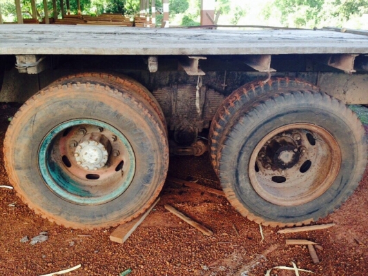 10ล้อพ่วงเพลาเดียวมาแล้วครับราคาถูกด้วย