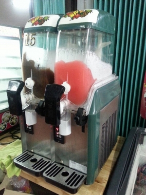 ขอขายเครื่องทำสเลอปี้สวยๆจ้า