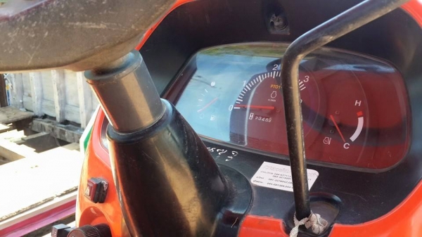 ขายรถไถkubota L3608 อุปกรณ์ โรตารี่ ใบมีด ผานหลัง คาด ตราช้าง ใช้งานน้อย 2พัน ชม. ใช้งานมือเดียว ปลายปี53 สภาพพร้อมใช้งาน พร้อมลงลุยงาน ขายรถไถkubota L3608 อุปกรณ์ โรตารี่ ใบมีด ผานหลัง คาด ตราช้าง ใช้งานน้อย 2พัน ชม. ใช้งานมือเดียว ปลายปี53 สภาพพร้อมใช้งาน พร้อมลงลุยงาน