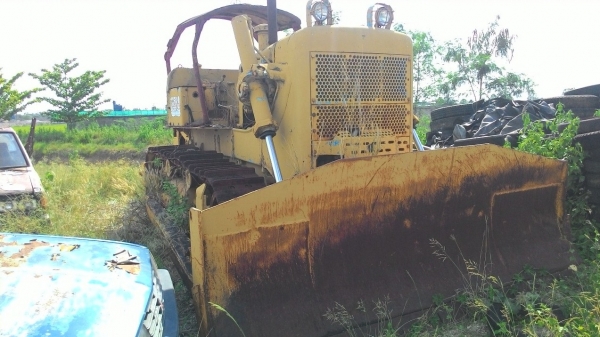 รถแทรกเตอร์ตีนตะขาบ Allis Chalmerd HD16