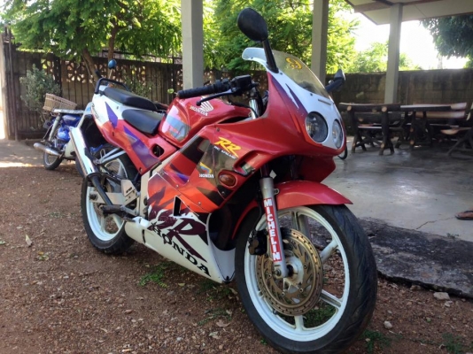 ขายด่วนรถHonda NSR150 ปี38 มีทะเบียนเอกสารพร้อมโอน