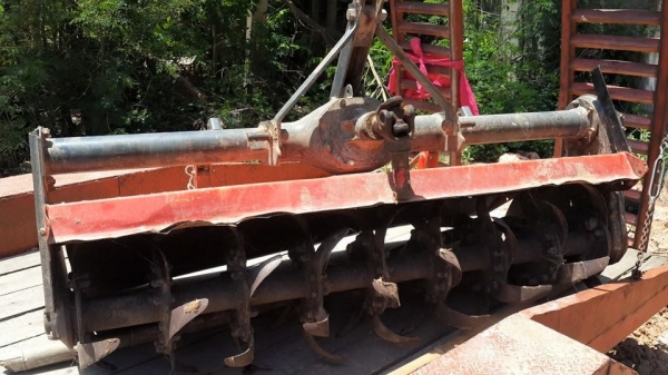 ขายรถไถkubota L3608 อุปกรณ์ โรตารี่ ใบมีด ผานหลัง คาด ตราช้าง ใช้งานน้อย 2พัน ชม. ใช้งานมือเดียว ปลายปี53 สภาพพร้อมใช้งาน พร้อมลงลุยงาน ขายรถไถkubota L3608 อุปกรณ์ โรตารี่ ใบมีด ผานหลัง คาด ตราช้าง ใช้งานน้อย 2พัน ชม. ใช้งานมือเดียว ปลายปี53 สภาพพร้อมใช้งาน พร้อมลงลุยงาน