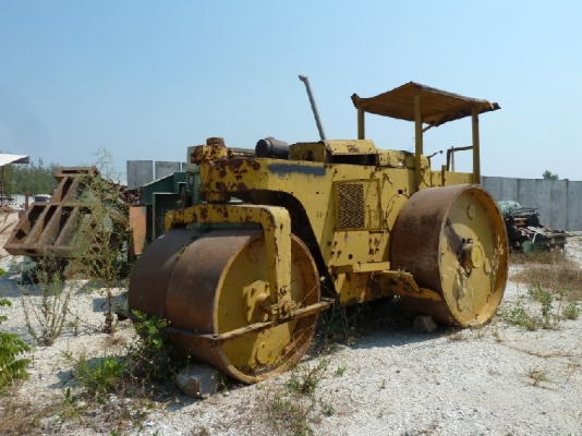 รถบดเครื่อง Deutz