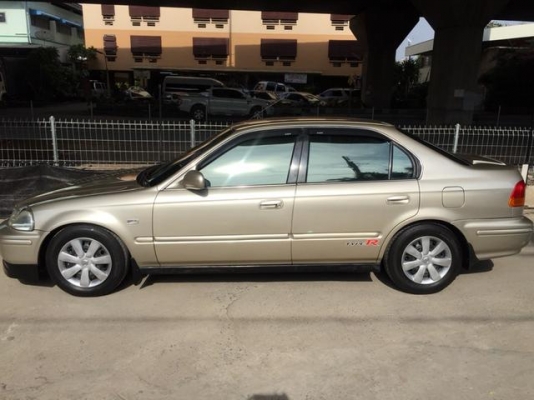 ขายรถบ้าน แต่งสวย ไม่เคยชน พร้อมใช้งาน ต่อรองได้