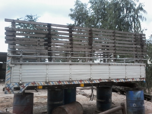 กระบะรถhino  fb112  ยาว  4.50  กว้าง  2.10  ช่วงล่าง  76  พร้อมคอก