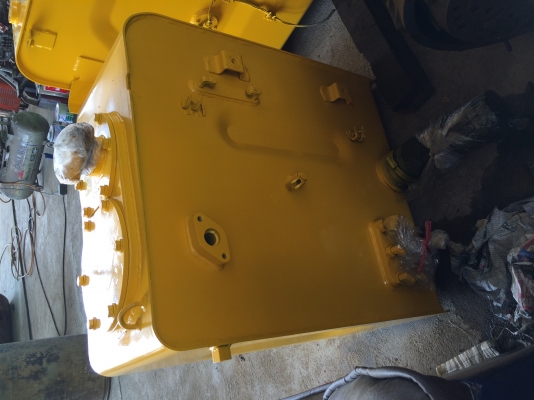 ขายถํงน้ำมัน+ถังน้ำมันไฮโดลิค KOMUTSU PC200 รุ่น 7 ขายถํงน้ำมัน+ถังน้ำมันไฮโดลิค KOMUTSU PC200 รุ่น 7