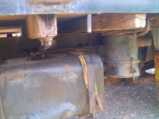 หกล้อ TL88 ช่วงสั้น3.20ม สภาพดีสวยเดิม เครืองดีแน่นไม่หลวม ขับดีมาก ทะเบียนพร้อมโอน วิ่งทางไกลสะบาย