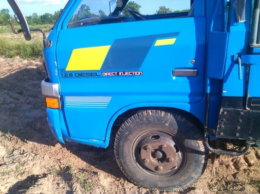 หกล้อ TL88 ช่วงสั้น3.20ม สภาพดีสวยเดิม เครืองดีแน่นไม่หลวม ขับดีมาก ทะเบียนพร้อมโอน วิ่งทางไกลสะบาย