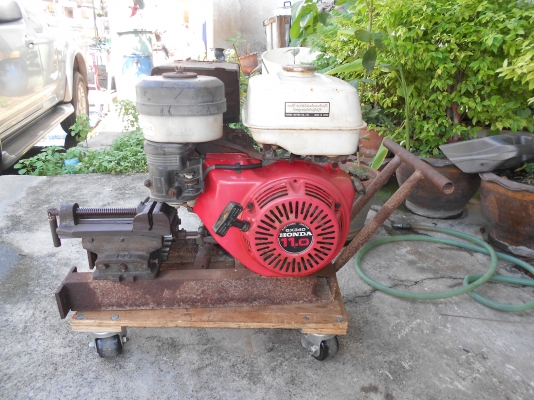 ขายเครื่องยนต์ HONDA  11แรง