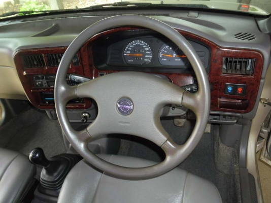 NV Queen cab 1.6 ใช้ได้ 2ระบบ