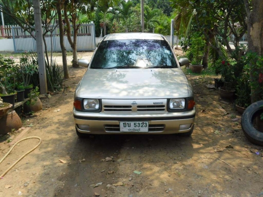 NV Queen cab 1.6 ใช้ได้ 2ระบบ