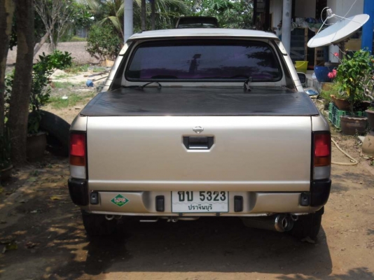 NV Queen cab 1.6 ใช้ได้ 2ระบบ