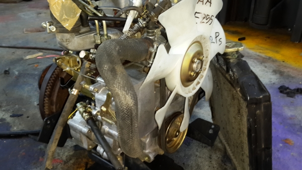 2 สูบ อิเซกิ 12 แรง 2 สูบ อิเซกิ 12 แรง