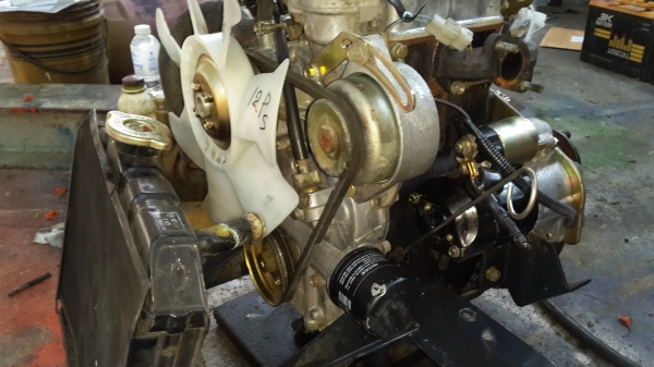 2 สูบ อิเซกิ 12 แรง 2 สูบ อิเซกิ 12 แรง