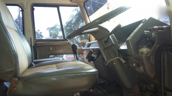 รถมิตซู 10 ล้อดั้ม FN527M - TD 190 แรงม้า. สนใจติดต่อ 081 - 6079515 รถมิตซู 10 ล้อดั้ม FN527M - TD 190 แรงม้า. สนใจติดต่อ 081 - 6079515