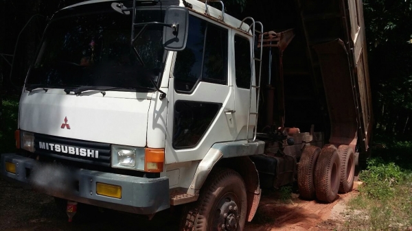 รถมิตซู 10 ล้อดั้ม FN527M - TD 190 แรงม้า. สนใจติดต่อ 081 - 6079515 รถมิตซู 10 ล้อดั้ม FN527M - TD 190 แรงม้า. สนใจติดต่อ 081 - 6079515