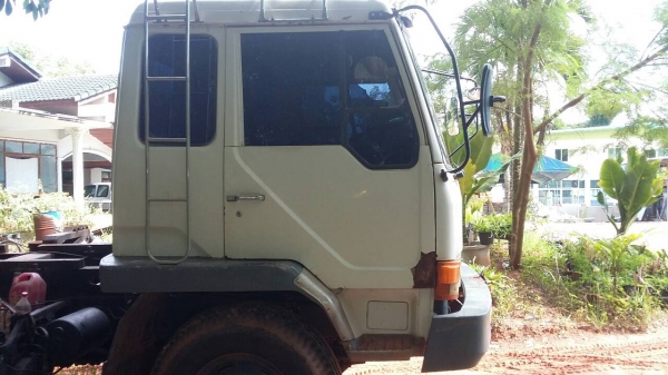 รถมิตซู 10 ล้อดั้ม FN527M - TD 190 แรงม้า. สนใจติดต่อ 081 - 6079515 รถมิตซู 10 ล้อดั้ม FN527M - TD 190 แรงม้า. สนใจติดต่อ 081 - 6079515