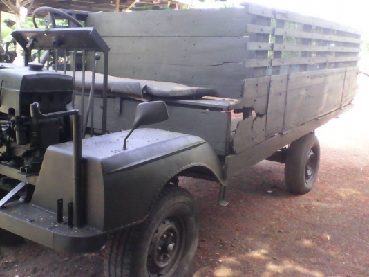 อีแต๋นพร้อมเครื่อง 10 แรง สภาพดีพร้อมใช้