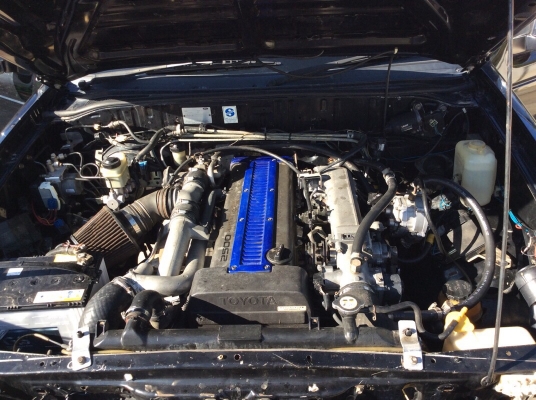 ขายรถกระบะฟอร์ด เรนเจอร์โฟวิลแคปเปิดได้ ปี03 เครื่องวาง 1JZ เทอร์โบ เกียร์ธรรมดา ติดแก๊สLPG ระบบเกียร์โฟวิลยังอยู่ครบ เพาเวอร์ ไฟฟ้า airbag/abs ภายในเดิมๆวิทยุCD ตัวถังบางเดิมทั้งคันสีเงามีริ้วรอย แม็กสวย8"ยางโฟ34" ยางดี โช๊คอัพแต่ง คัสซีสวย รถข