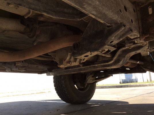 ขายรถกระบะฟอร์ด เรนเจอร์โฟวิลแคปเปิดได้ ปี03 เครื่องวาง 1JZ เทอร์โบ เกียร์ธรรมดา ติดแก๊สLPG ระบบเกียร์โฟวิลยังอยู่ครบ เพาเวอร์ ไฟฟ้า airbag/abs ภายในเดิมๆวิทยุCD ตัวถังบางเดิมทั้งคันสีเงามีริ้วรอย แม็กสวย8"ยางโฟ34" ยางดี โช๊คอัพแต่ง คัสซีสวย รถข