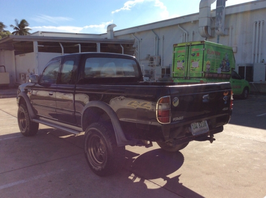 ขายรถกระบะฟอร์ด เรนเจอร์โฟวิลแคปเปิดได้ ปี03 เครื่องวาง 1JZ เทอร์โบ เกียร์ธรรมดา ติดแก๊สLPG ระบบเกียร์โฟวิลยังอยู่ครบ เพาเวอร์ ไฟฟ้า airbag/abs ภายในเดิมๆวิทยุCD ตัวถังบางเดิมทั้งคันสีเงามีริ้วรอย แม็กสวย8"ยางโฟ34" ยางดี โช๊คอัพแต่ง คัสซีสวย รถข