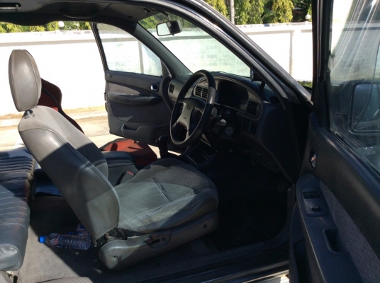 ขายรถกระบะฟอร์ด เรนเจอร์โฟวิลแคปเปิดได้ ปี03 เครื่องวาง 1JZ เทอร์โบ เกียร์ธรรมดา ติดแก๊สLPG ระบบเกียร์โฟวิลยังอยู่ครบ เพาเวอร์ ไฟฟ้า airbag/abs ภายในเดิมๆวิทยุCD ตัวถังบางเดิมทั้งคันสีเงามีริ้วรอย แม็กสวย8"ยางโฟ34" ยางดี โช๊คอัพแต่ง คัสซีสวย รถข