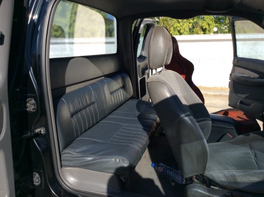 ขายรถกระบะฟอร์ด เรนเจอร์โฟวิลแคปเปิดได้ ปี03 เครื่องวาง 1JZ เทอร์โบ เกียร์ธรรมดา ติดแก๊สLPG ระบบเกียร์โฟวิลยังอยู่ครบ เพาเวอร์ ไฟฟ้า airbag/abs ภายในเดิมๆวิทยุCD ตัวถังบางเดิมทั้งคันสีเงามีริ้วรอย แม็กสวย8"ยางโฟ34" ยางดี โช๊คอัพแต่ง คัสซีสวย รถข