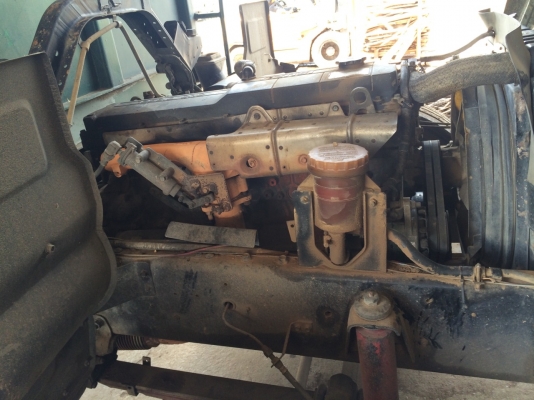 รถอีซุซุ 10 ล้อ พื้นเรียบ FVZ 195 แรงม้า. ปี 37 สนใจติดต่อ 081 - 6079515 รถอีซุซุ 10 ล้อ พื้นเรียบ FVZ 195 แรงม้า. ปี 37 สนใจติดต่อ 081 - 6079515