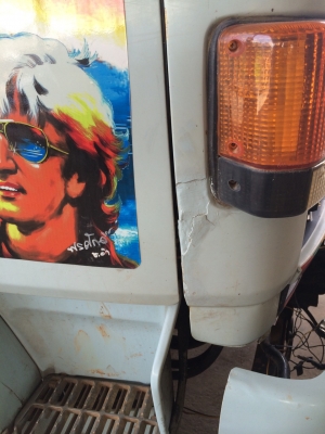 รถอีซุซุ 10 ล้อ พื้นเรียบ FVZ 195 แรงม้า. ปี 37 สนใจติดต่อ 081 - 6079515 รถอีซุซุ 10 ล้อ พื้นเรียบ FVZ 195 แรงม้า. ปี 37 สนใจติดต่อ 081 - 6079515