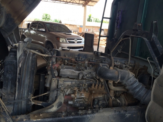 รถอีซุซุ 10 ล้อ พื้นเรียบ FVZ 195 แรงม้า. ปี 37 สนใจติดต่อ 081 - 6079515 รถอีซุซุ 10 ล้อ พื้นเรียบ FVZ 195 แรงม้า. ปี 37 สนใจติดต่อ 081 - 6079515