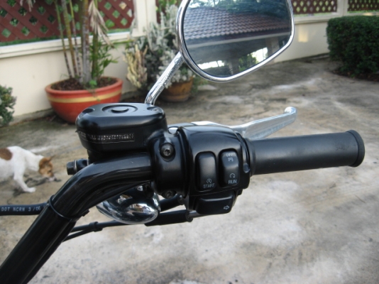 ขาย harley-davidson 883 ปี 06 ทะเบียนแท้ 415,000