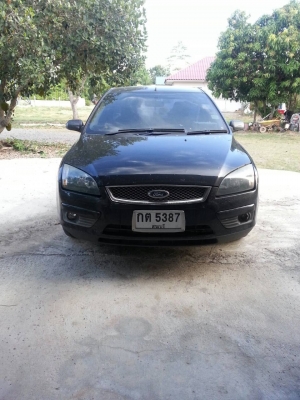 ขายรถเก๋ง Ford 4 ประตูสีดำ ขายรถเก๋ง Ford 4 ประตูสีดำ