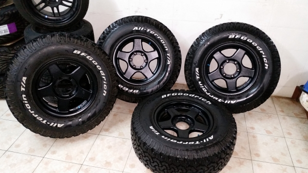 ล้อแบรดเล่พร้อมยาง bf all 265/75-16