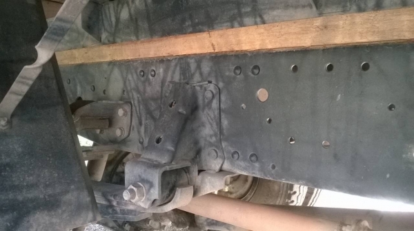 ขาย 6 ล้อ NQR 150 ออกห้างมือเดียวปี 52 ยาว 5.50 เมตร คัสซีสวยตลอดเส้น วิ่งน้อย แอร์เย็นเฉียบ ทะเบียนพร้อมโอนครับ