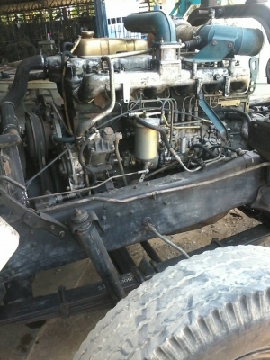 รถบรรทุก 10 ล้อ เทเลอร์บรรทุกแบคโฮ