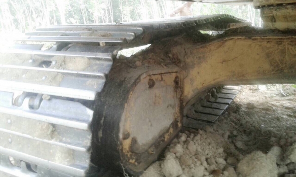 ขายรถแบคโฮ KOMATSU 120-5 แอร์ไฟฟ้า เล่มทะเบียนพร้อม สนใจโทร 081-970-1072