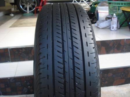 เศษยางบริจสโตน DURAVIC 205 70 15  1 เส้น