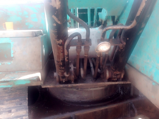 KOBELCO K905 รถเครื่องเดิมปั๊มเดิมแห้งดีแรงดีทำงานไม่โหลด ภายในเก๋งอุปกรณ์ครบพร้อม ภายนอกบอดี้เดิมๆบูมอาร์มสวยไม่มีปะไม่มีดาม ซีลกระบอกไม่แตกเยิ้มแห้งดีมากๆครับ ช่วงล่างใหญ่ เฟลมสวยไม่มีผุ โซ่บูทใบแทรกสภาพดีประมาณ 60\% พร้อมใช้งาน เอกสารสัญญาซื้อขา