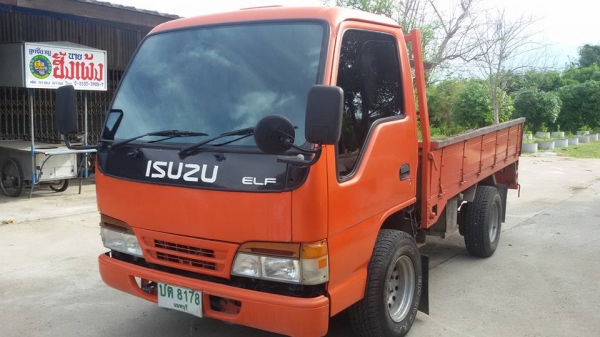 ขายรถอีซูซูnkr4ล้อรถบ้านยกหัวใด้ เกียรสั้นเพาเวอร์