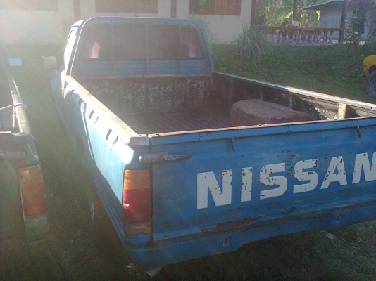 รถกะบะนิสสัน