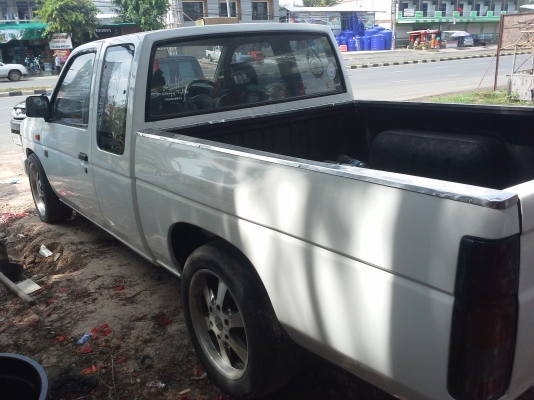 ขาย นิสสัน บิ๊กเอ็มKingcab รถบ้าน ปี39 จอโค้ง พ.ไม่เวอร์ เครื่องฝาแดงแน่นๆ ช่างล่างดีแอร์หนาวรถพร้อมใช้งาน ทบ.เต็มเอกสารครบ119000-ลดได้ด่วน