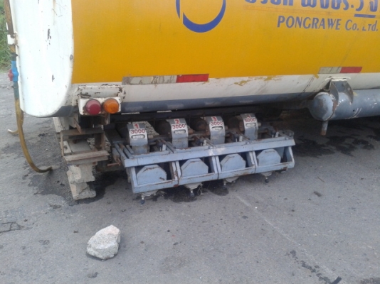 ขายถังน้ำมัน15000ลิตรมี4ช่องเป็นถังโหลดล่างและ5ช่องโหลดบน พร้อมติดตั้งได้เลยครับ