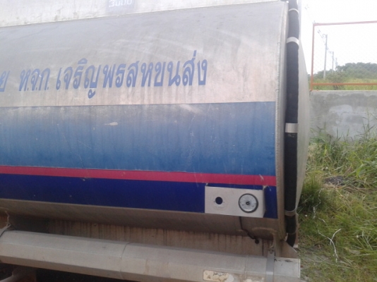 ขายถังน้ำมัน15000ลิตรมี4ช่องเป็นถังโหลดล่างและ5ช่องโหลดบน พร้อมติดตั้งได้เลยครับ