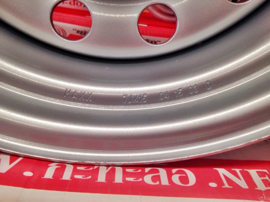 กะทะล้อ 7x15 6รูเรเดี่ยน เพลาลอย (5mm.) (NKR) ราคาลูกละ 1,500 บาท กะทะล้อ 7x15 6รูเรเดี่ยน เพลาลอย (5mm.) (NKR) ราคาลูกละ 1,500 บาท